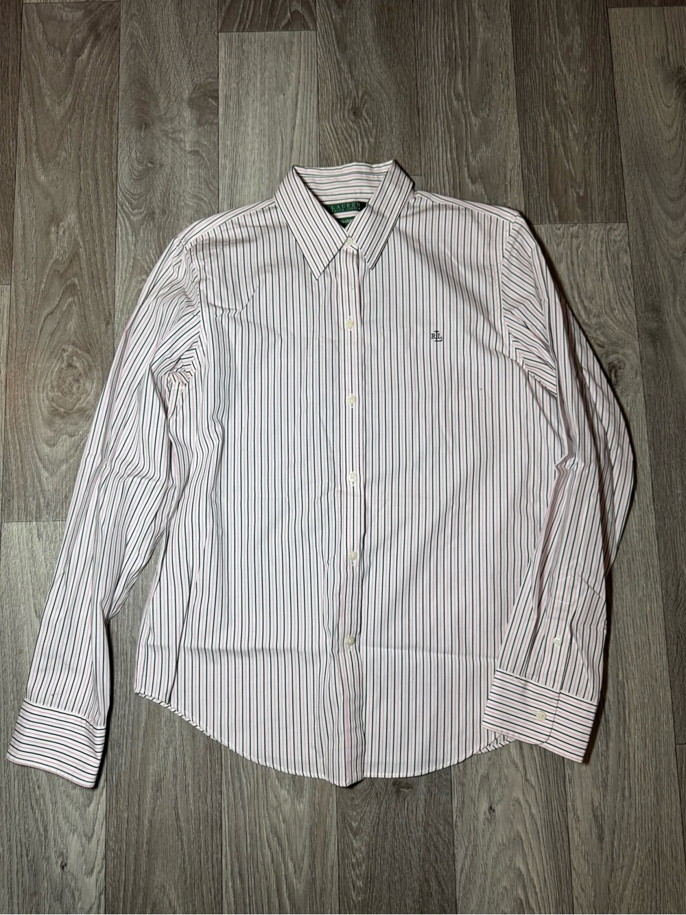 Lauren Ralph Lauren Woman’s Button Up Shirt Size M